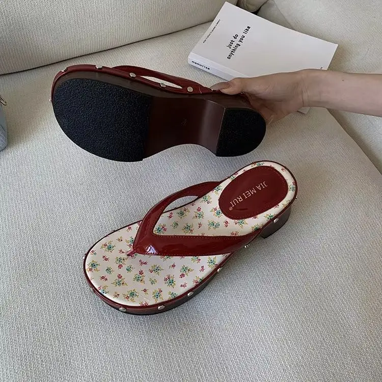 

Flowers Print Summer Clip Toe Women Slippes New Elegant Wedges Heel Slides Shoes Ladies Casual Outdoor Beach Flip Flops Sandalia