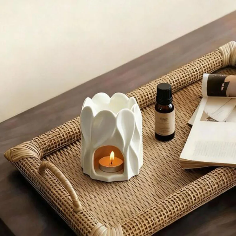 Porcelain Aroma Burner Essential Oil Furance Petal Shape Fragrance Censer Candle Lamp Living Room Home Decoration