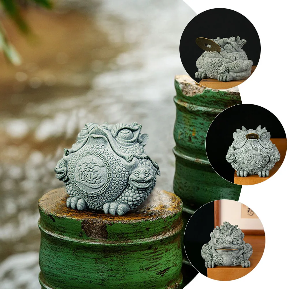 

1pcs 2024 New Chinese Toad Statue Tea Pet Home Decor Gift Coin Design Small Ceramic Office Tea Table Asian Decoration Bookshelf
