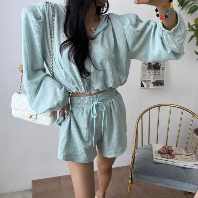 

Casual Suit Women's Spring and Summer Long-sleeved Hooded Coat Elastic Waist Shorts Two-piece Set Fashion Female Clothes