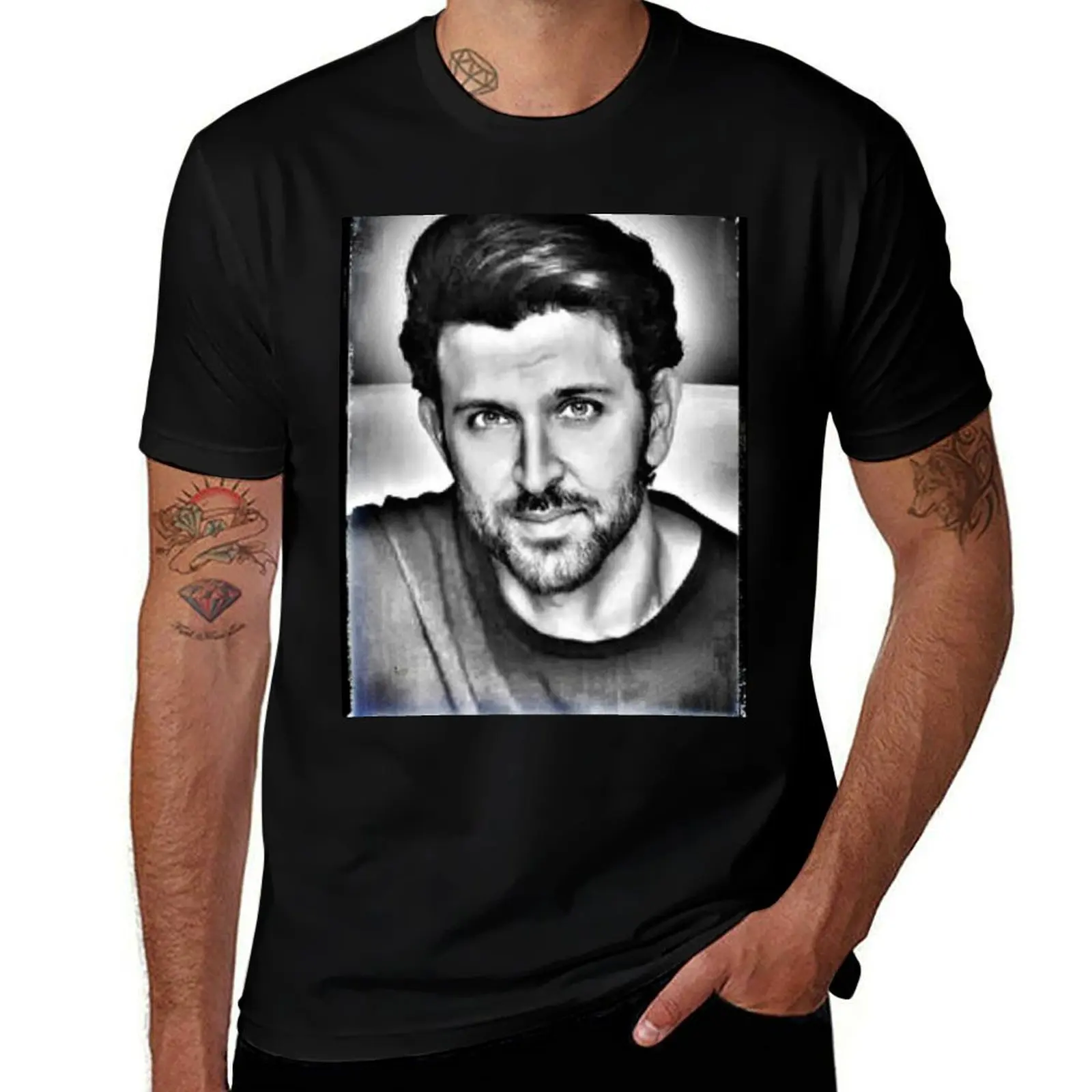 

Hrithik Roshan T-Shirt heavyweights graphics football t shirt plain black t shirts men