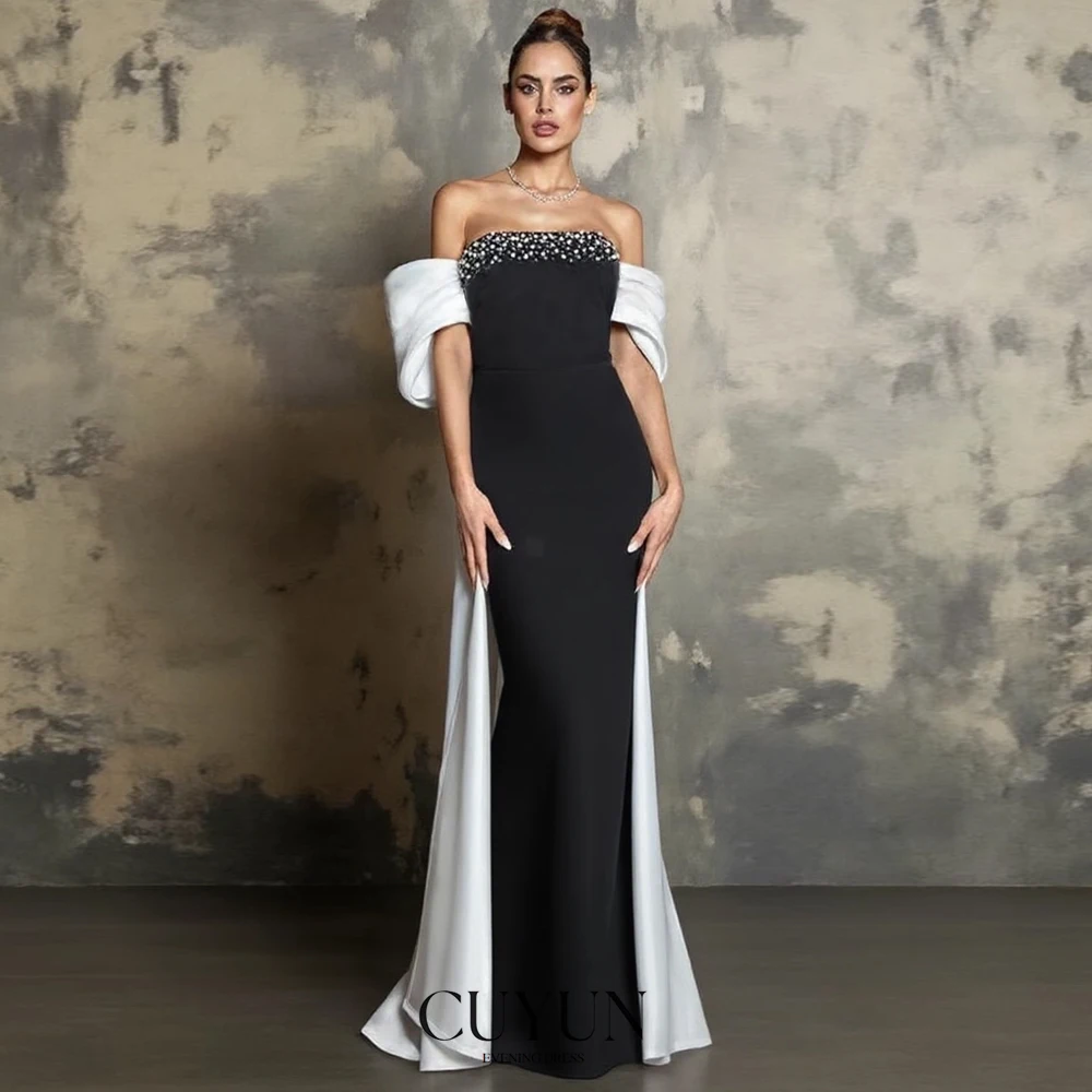 

CUYUN 2025 Formal Evening Dress Blac and White Strapless Maxi Dress Customized Beading Sleeveless Party Gown with Shawl