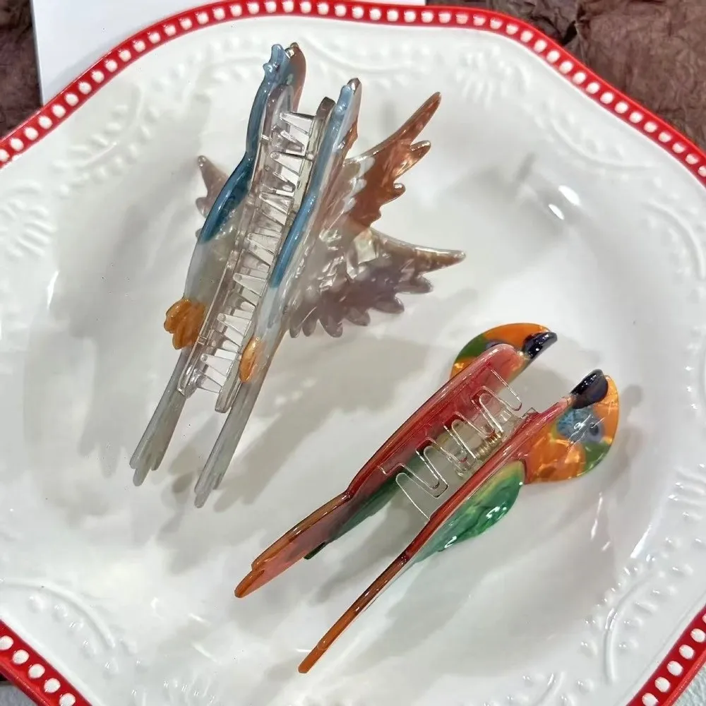 

New Parrot Sparrow Pattern Hair Claw Acrylic Hair Accessories Grasping Clip Lifelike Birds Design Shark Clip for Women Girls