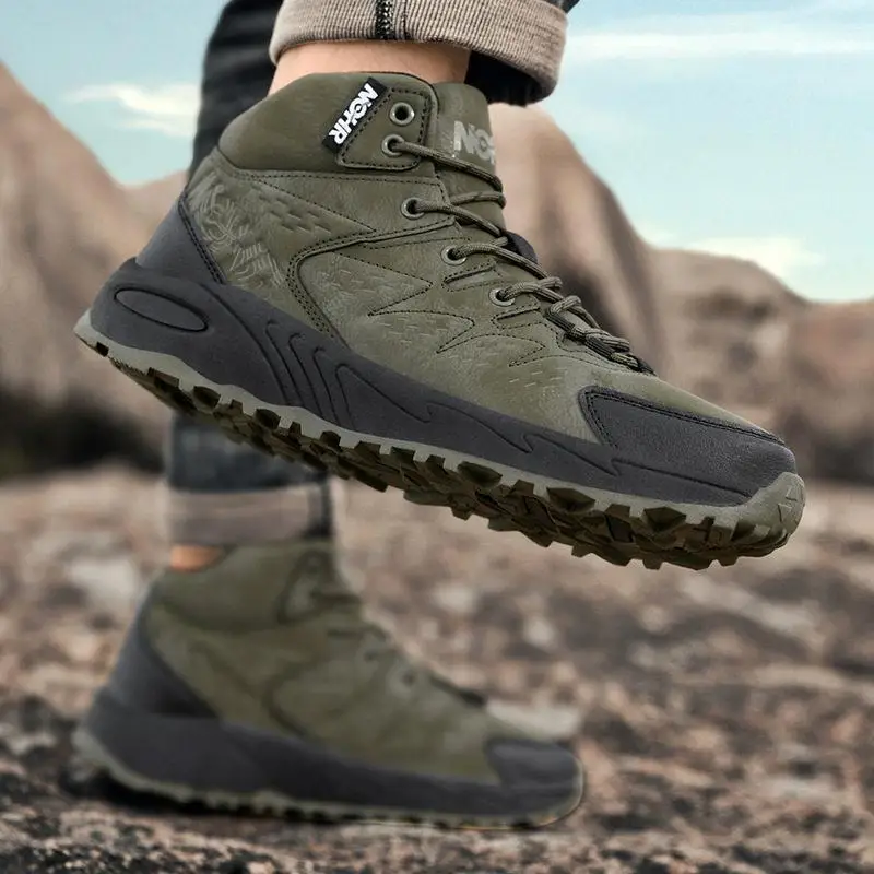 Spring Autumn New Youth Outdoor Climbing Shoes Wear-resistant Anti-slip Lightweight Hiking Shoes Large Size Mountain Boots