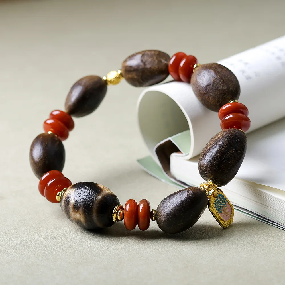 Dala Agarwood Bracelet Tibetan Style Vase Dzi Bead Chinese Style South Red Agate Bracelet Gifts