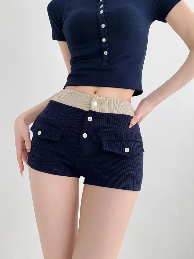 Pantaloncini in maglia Pure Y2k Donna Estate Sexy Colore a contrasto Vita bassa Tasca con bottoni Pantaloni corti Dolce Slim Fit Streetwear
