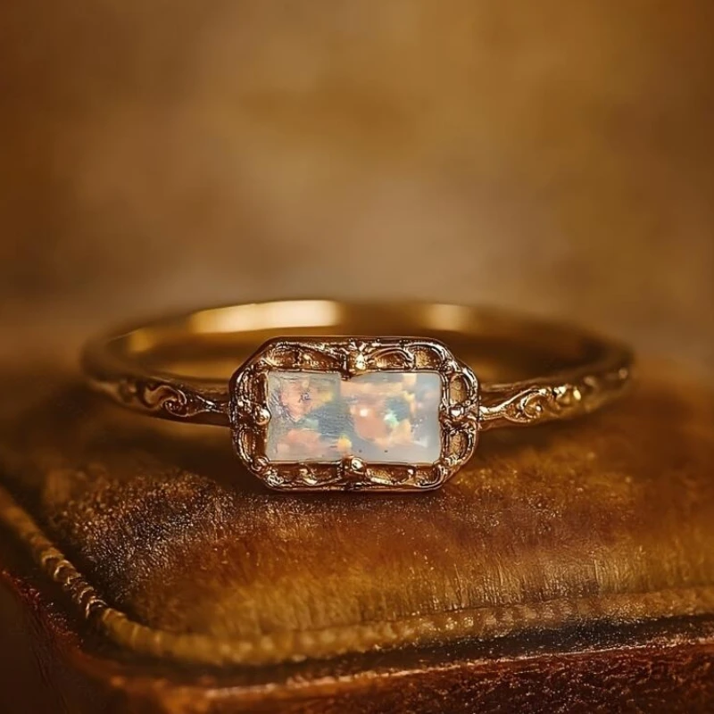 Simple Gold Color Patterned Ring Inlaid with Geometric Square Zirconia Ring, Ladies' Banquet Party Jewelry