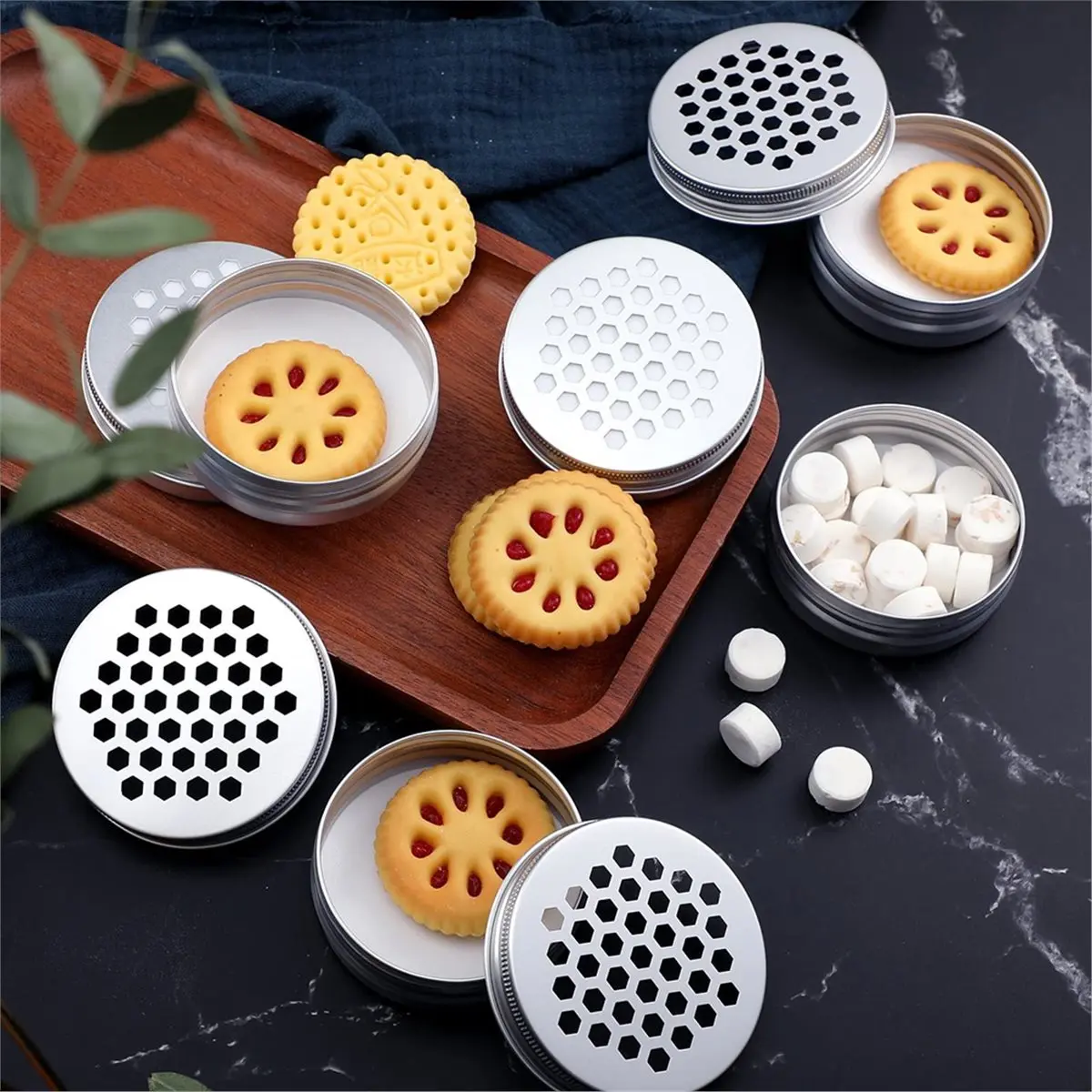 A24I Dog Pet Scent Training Box, Magnets Scent Work Tins, Nose Work Containers Metal Kit for Dogs Training 12 Pack