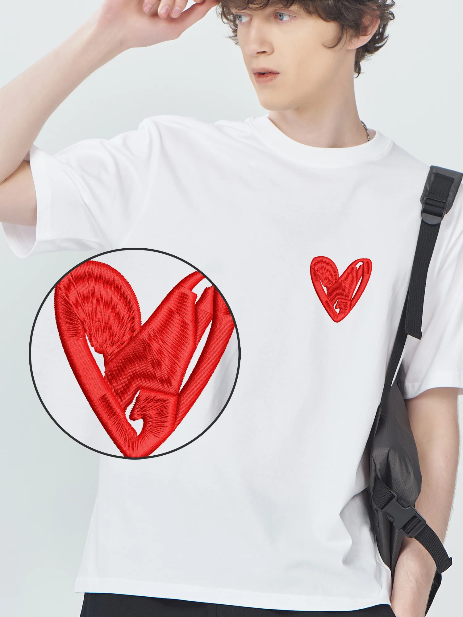 

Heart Illustration Embroidered T shirts Luxury Designer Unisex Men Women Camisetas De Hombre Cotton Comfortable Clothes