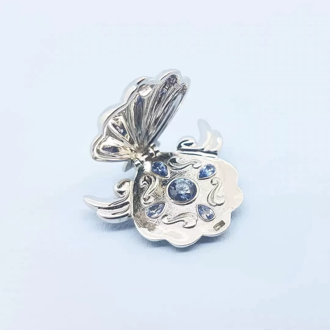 Mermaid Melody Fairy Shell Seven Seas Lucia Diamond Transformer Pendant Flip can be opened and closed