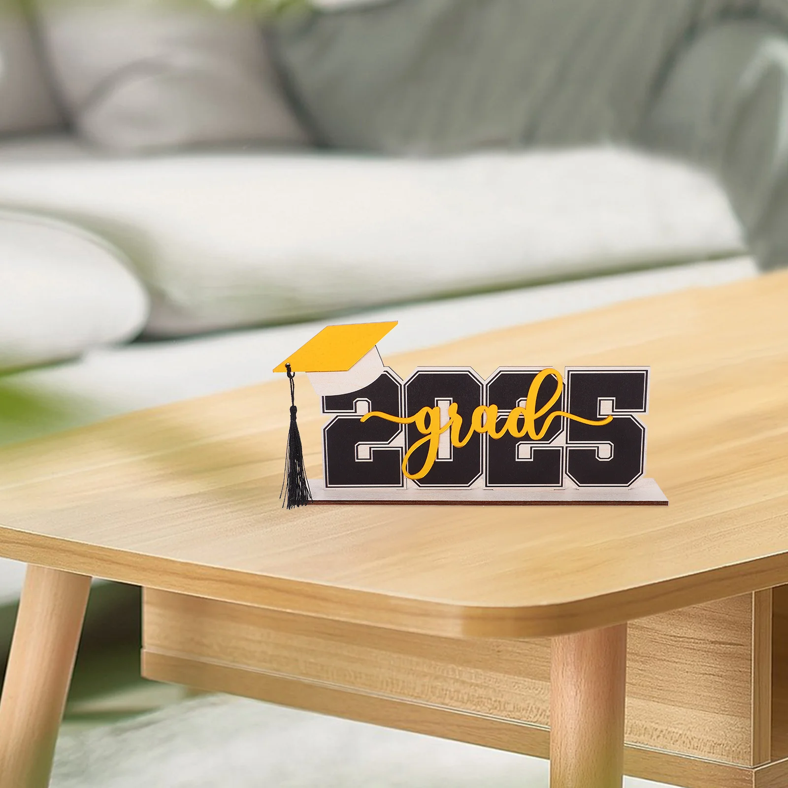 

1Set Graduation Photo Prop Wooden Table Sign Sturdy Party Decor DIY 2025 Graduation Season Decoration Grad Wooden Decoration