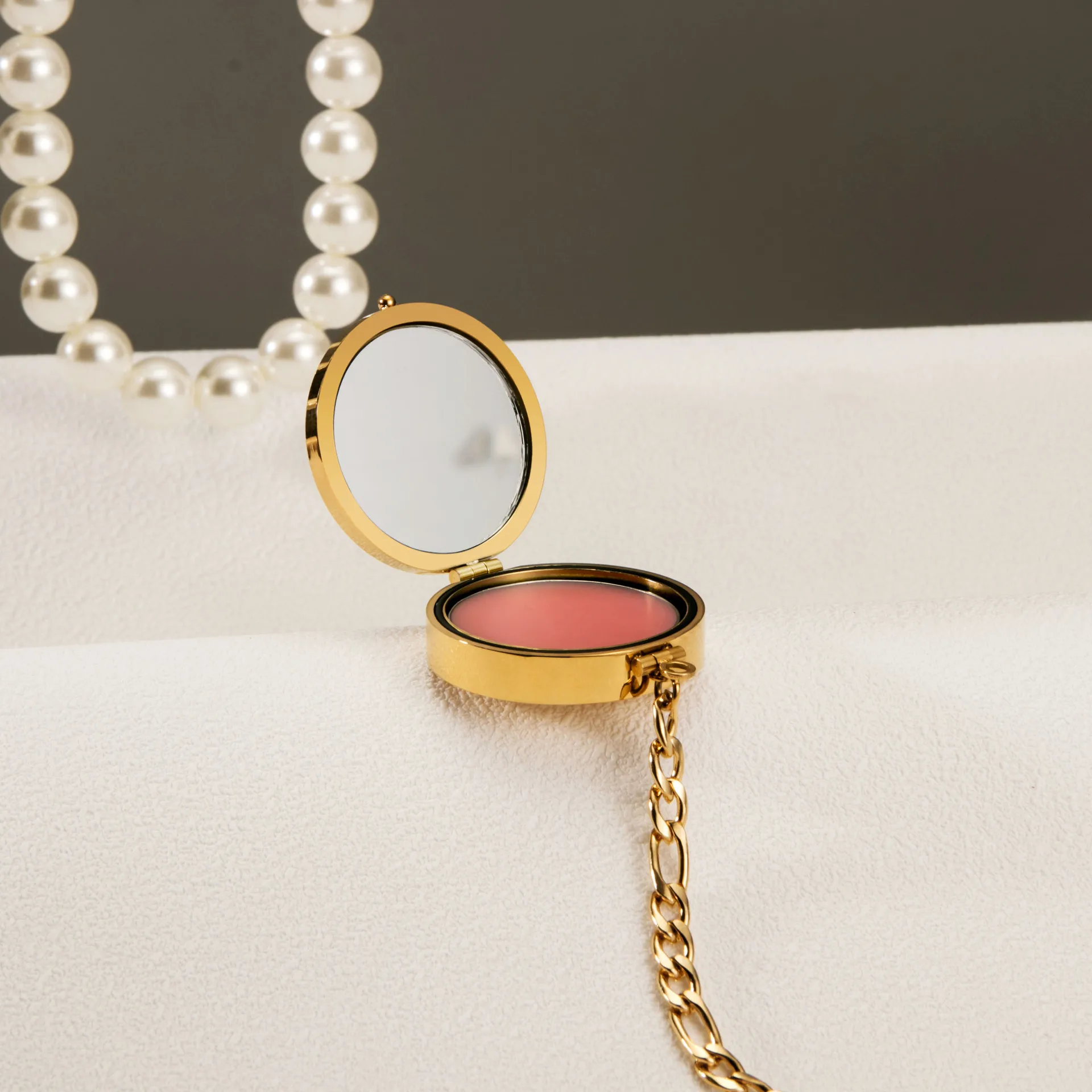 Versteckter Lippenstift 18K Edelstahl-Armband für Damen, einzigartiger wasserdichter Lippenbalsam-Halter, Kette, Party- und Alltagsschmuck, kreatives Geschenk – Detail 9
