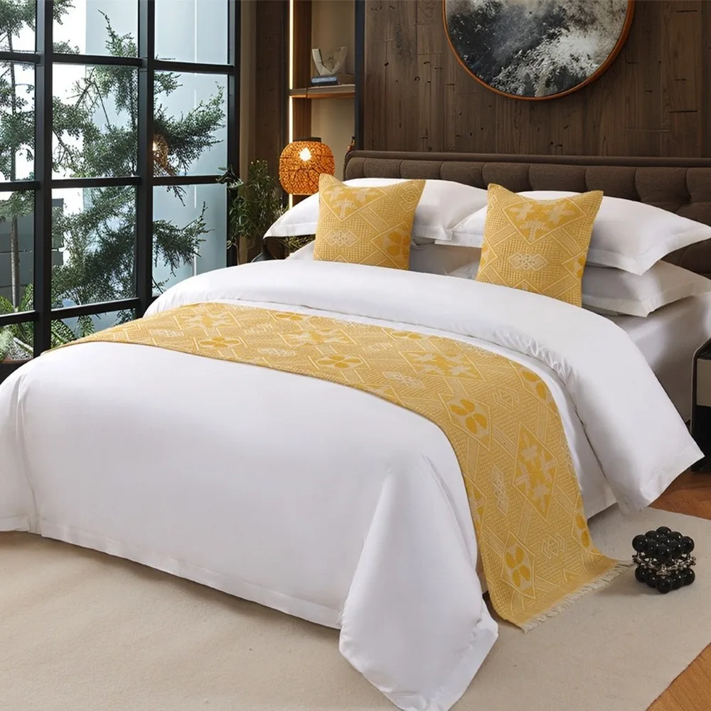 Modern Simple Chenille Bed Flag Bed Tail Towel Solid Color Knitted Bedding Bed End Blanket Cover for Hotel Wedding Decoration