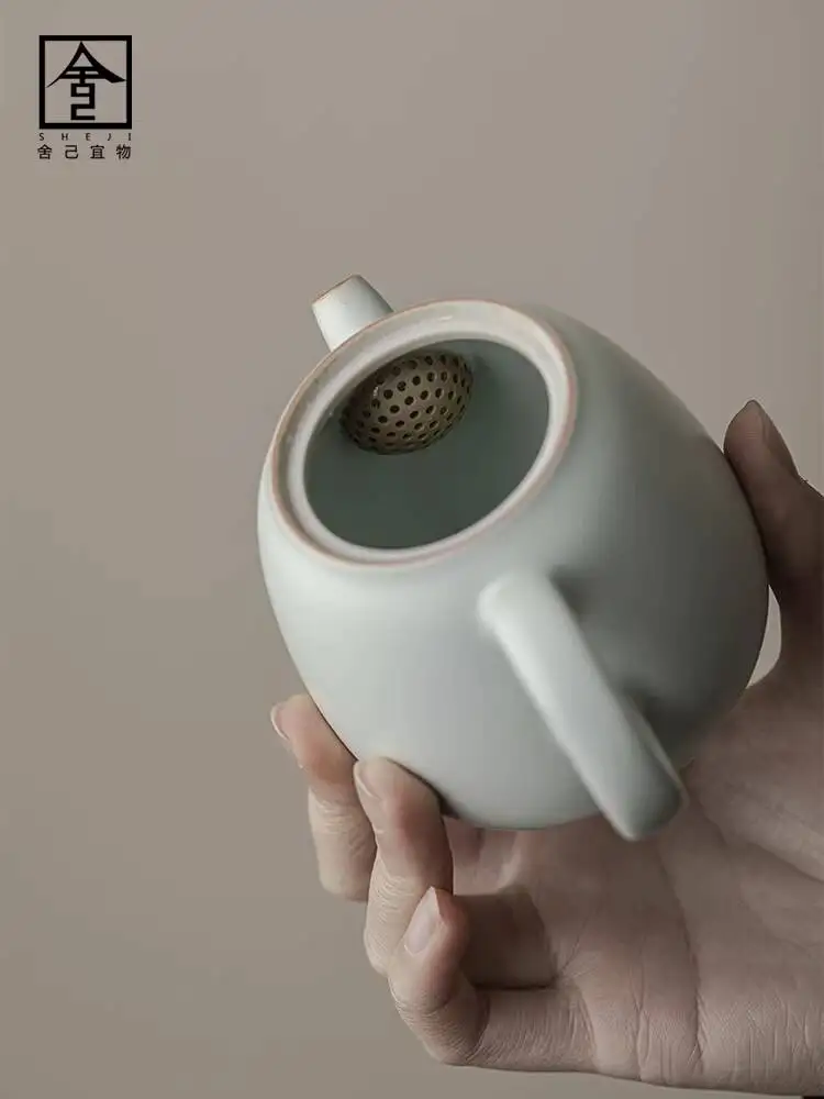Qin Quan Teapot, Ru Kiln Handmade, Can Be Aged Crackle-Glazed, Suitable For Brewing Tea, Pink And Green Ceramic, Vintage Light