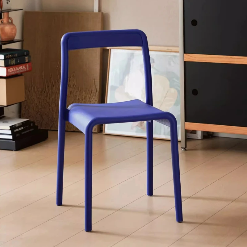 

Современный минималистичный обеденный стул — тонкий современный дизайн с мягким сиденьем, компактный штабелируемый стул для дома