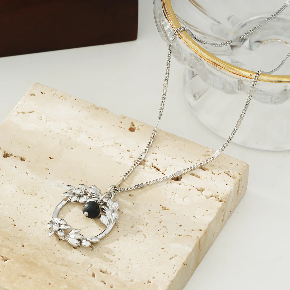 Fashion special garland design natural forest necklace gothic women stainless steel necklace waterproof jewelry