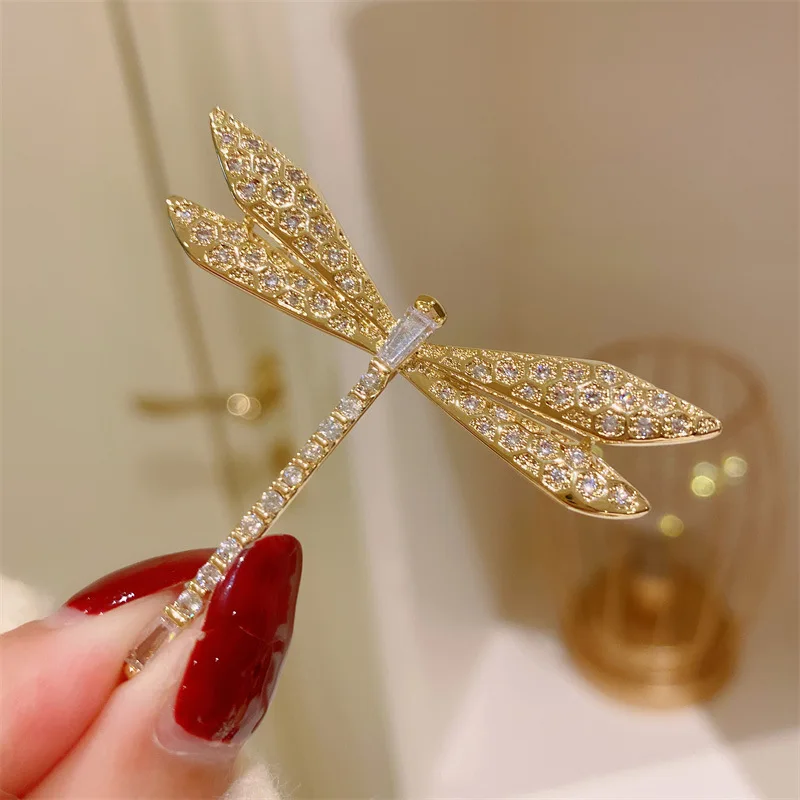 

Dragonfly Brooches For Women Shine Gold Color Lovely Fashion Jewelry Cute Clothes Pin Accessories Party Gift