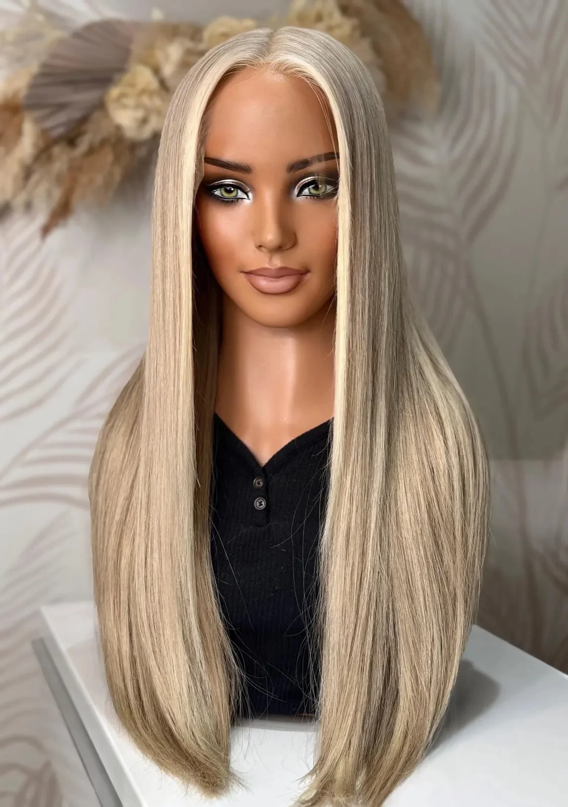 تسليط الضوء على الباروكات شقراء فاتحة الإناث طبقة طويلة الطبيعية مستقيم بيروكات صناعية 13*4HD الدانتيل الشفاف الباروكات الاستخدام اليومي تأثيري