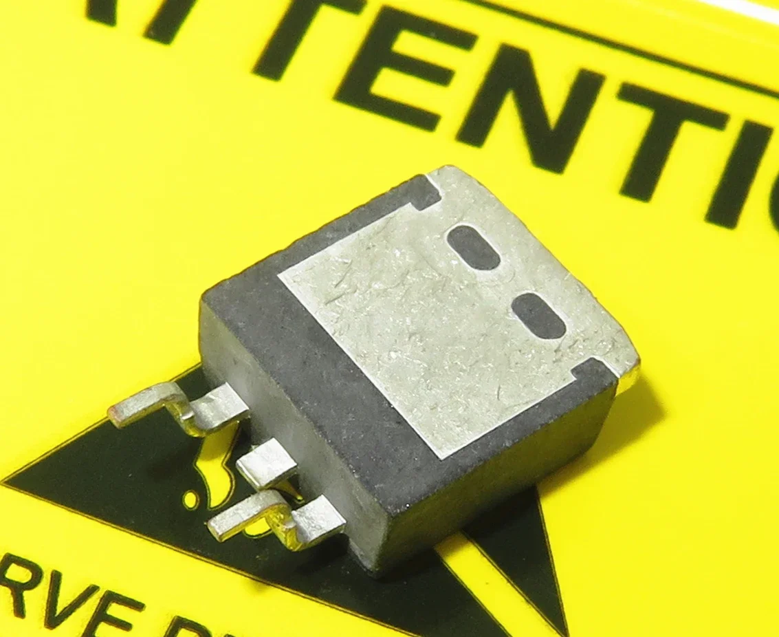 5commencerDB TO-263 Original, Nouveau, 1Pc