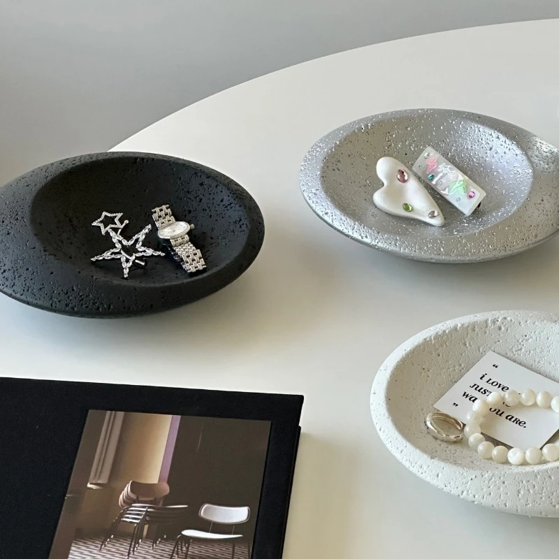 Creative UFO Saucer Tray 16.5cm, Ceramic Jewelry Makeup Perfume Organizer,Decorative Desktop Storage Tray,Unique Home Decor Gift