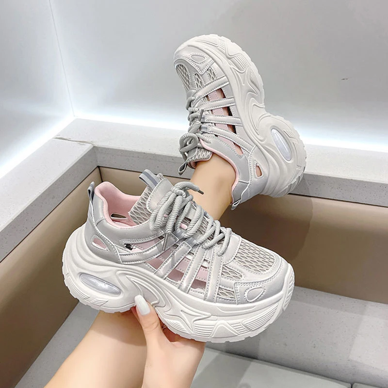 

Women's thick soled height increasing sandals with hollowed out breathable dad shoes, 2026 summer mesh shoes, casual sports shoe