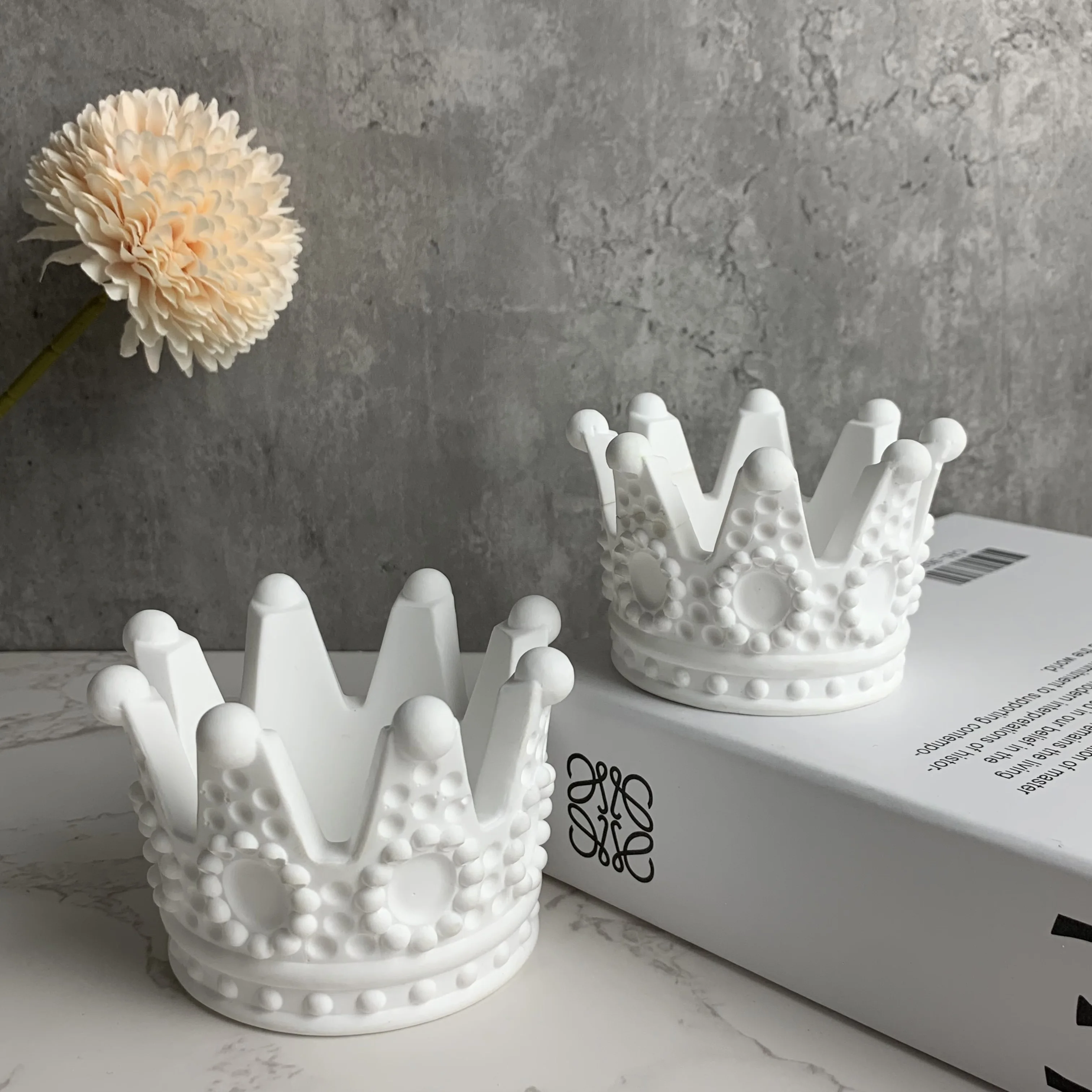 Crystal Crown Candlestick Silicone Mould for Handmade Resin Plaster Aromatherapy Candle Holder Mold Jewelry Box Home Decoration