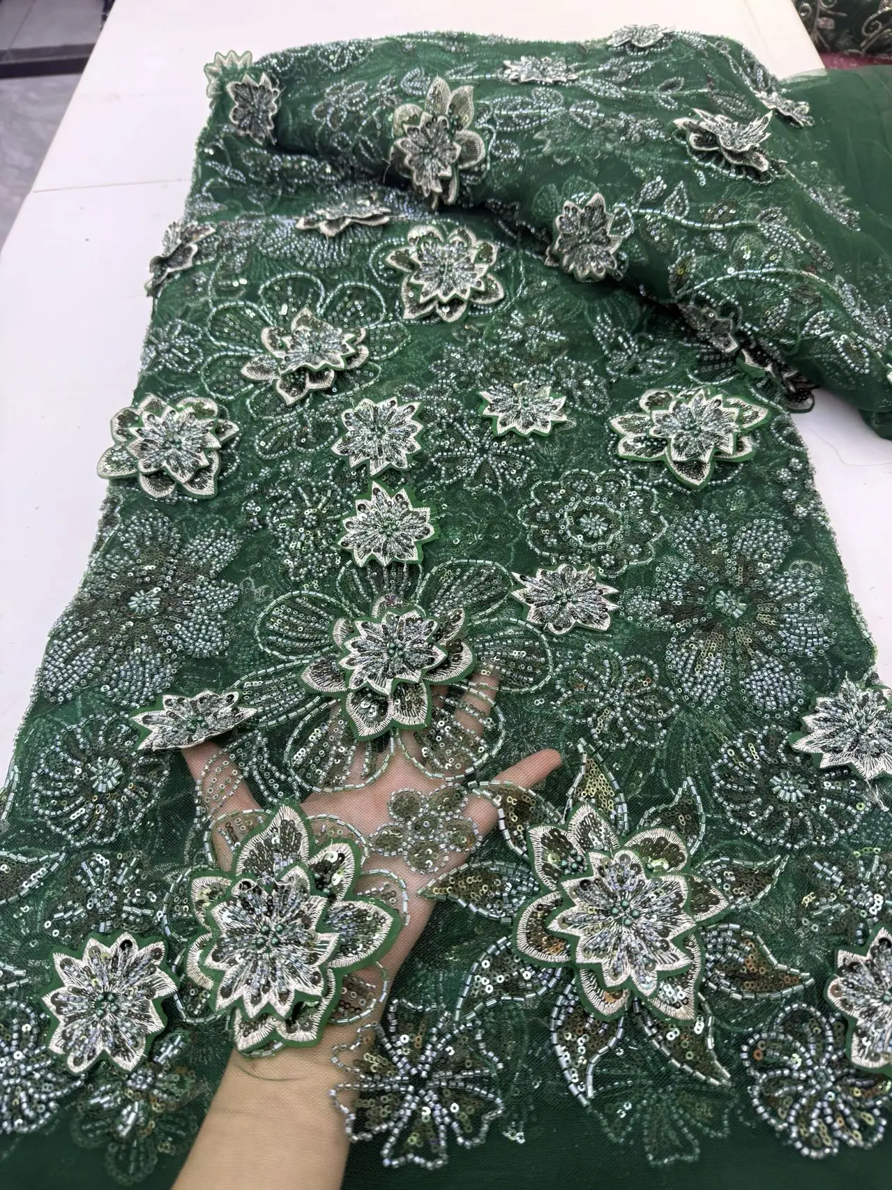 Latest French 3D Flower Sequins lace Fabric 2026 high Quality Nigerian Sequins Beads Lace Fabric Africa wedding Sewing 5 Yards