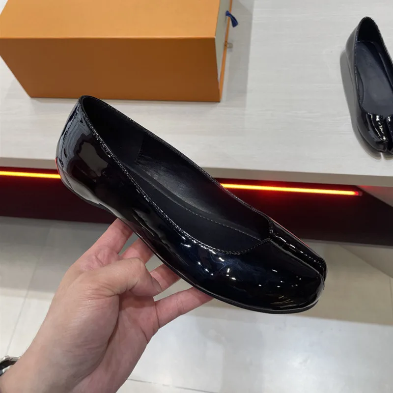 مريحة ماري جين شقة حذا فردي للسيدات براءات أحذية جلدية بدون كعب النساء ركاب أحذية الفم الضحلة سبليت تو أحذية الباليه