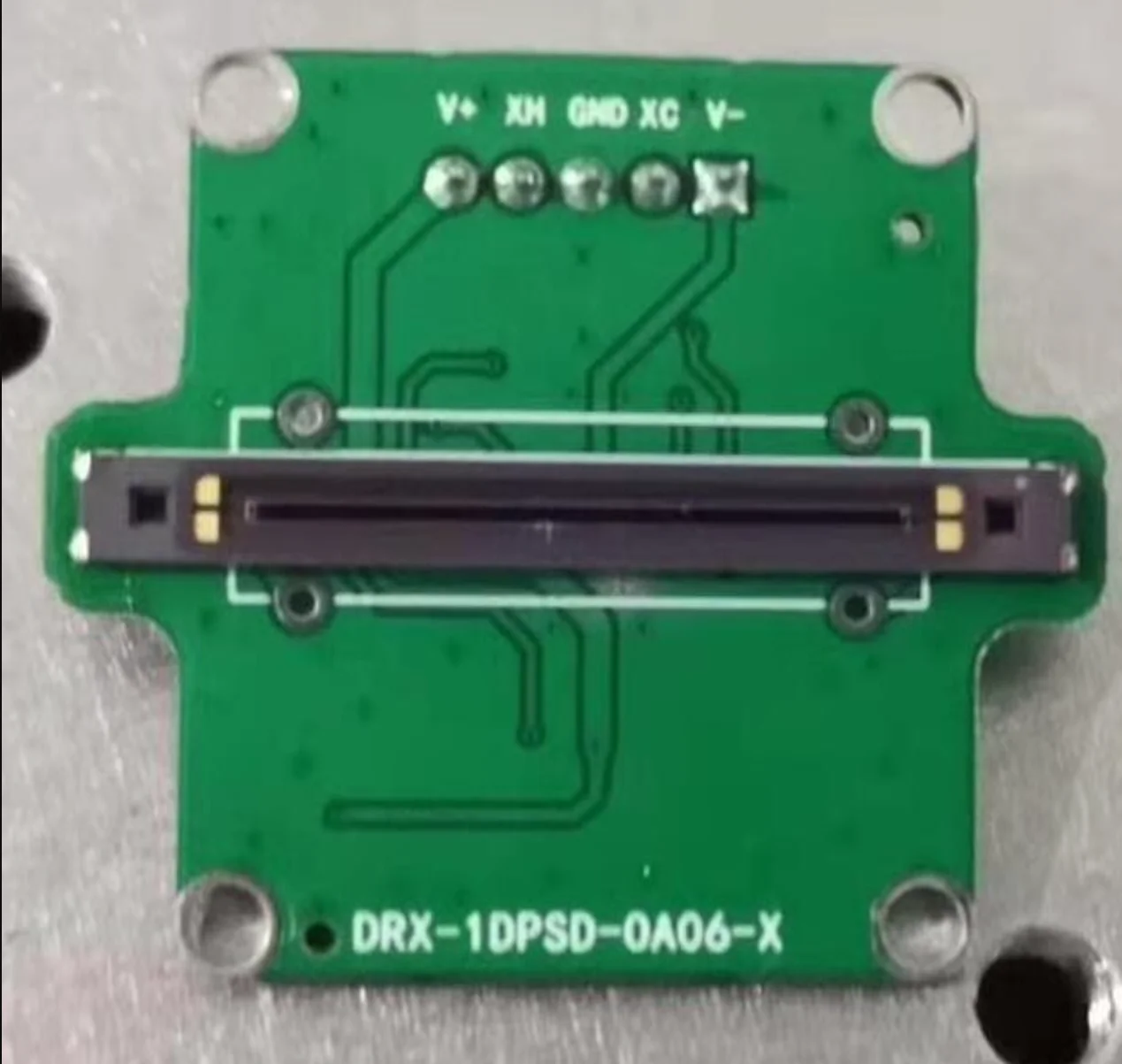 Imported One-dimensional PSD Position Sensor PSD Displacement Sensor PSD Position Sensitive Detector 1*24mm