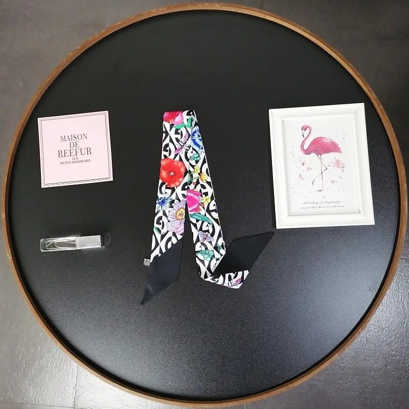 5*85cm nueva cadena de herradura flor enredada bolsa mango cinta pequeña bufanda de sarga para mujer bufanda de seda regalo al por mayor