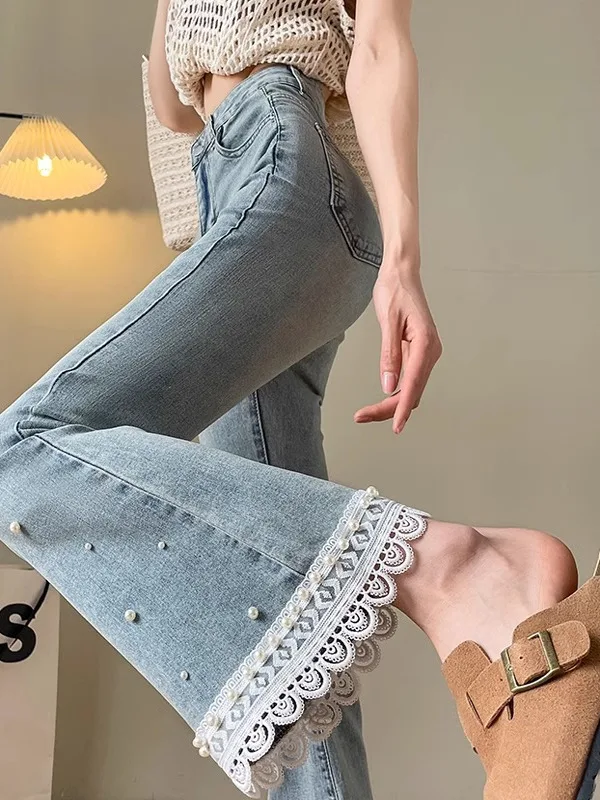 

Джинсы-колокольчики с жемчужным кружевом в стиле ретро, женские джинсы-колокольчики весны 2025 года, маленькие размеры, узкие брюки-колокольчики с девятью точками, джинсы с высокой талией