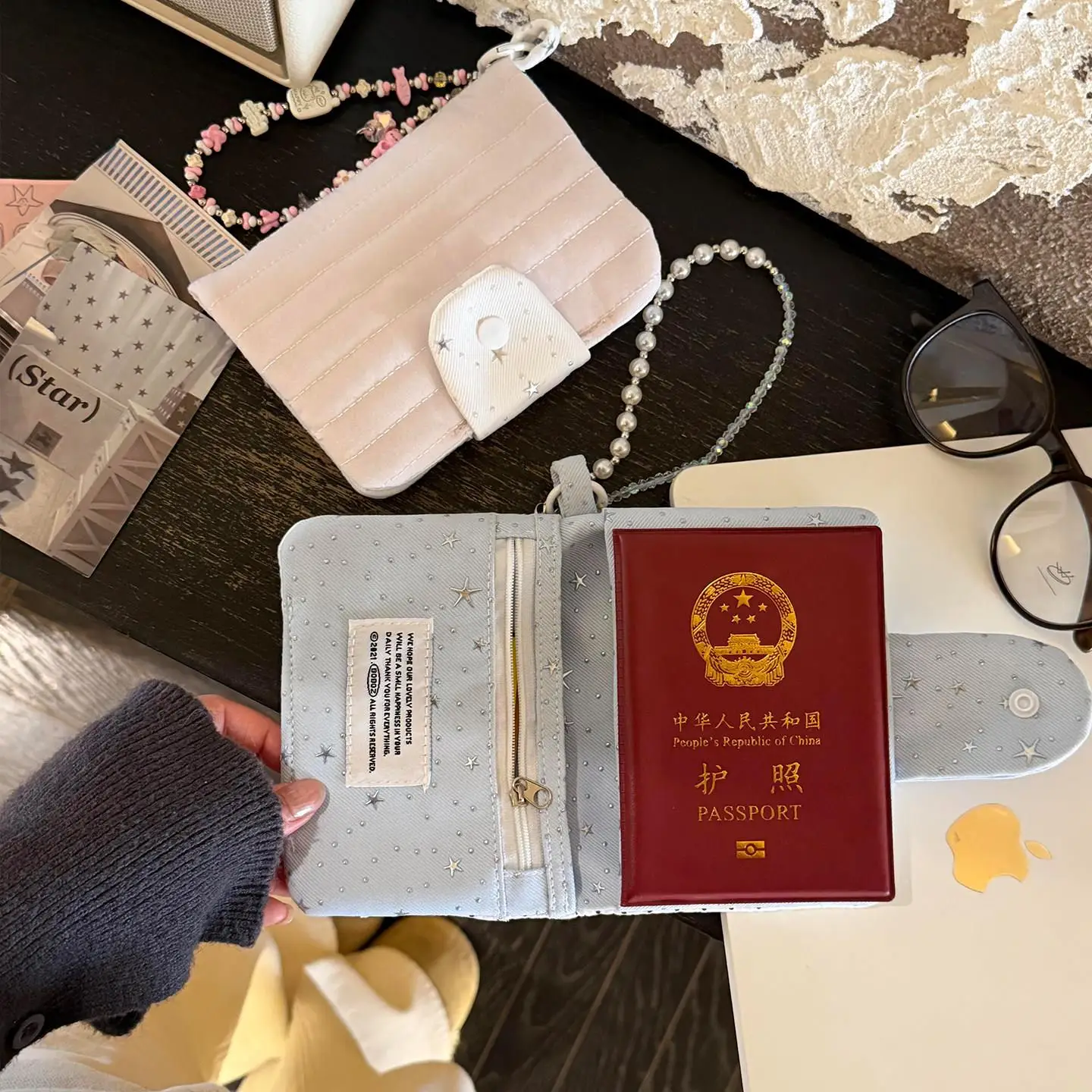 portable-multi-function-passport-wallet-star-design-document-storage-bag-female-student-bucket-shape-spring-collection