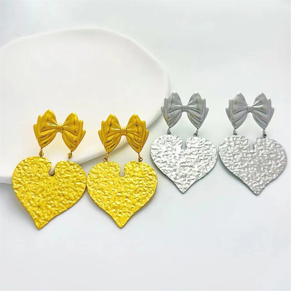 Texture pattern bow heart Stainless Steel Earrings High Quality Jewelry Simple and Stylish Retro Style Cute Hypoallergenic