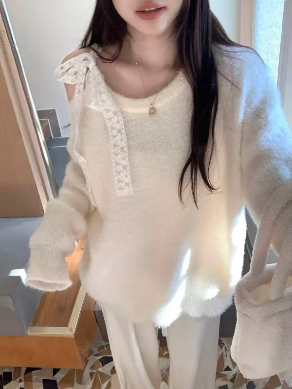 

White Knot Slant oulder Camere Knitted Sweater Women Winter Lazy Design Loose oulder Bared Knitwear