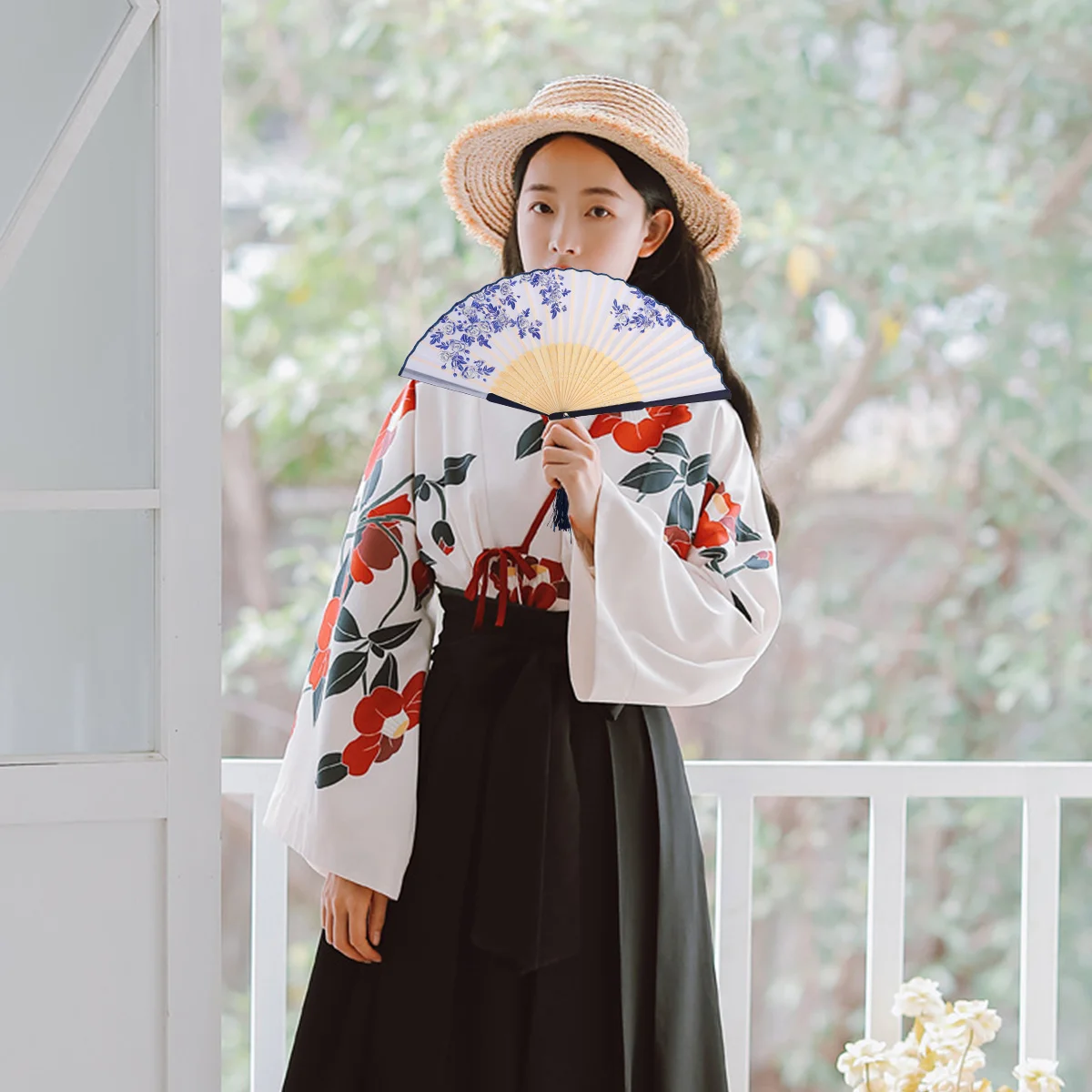 

Classic Folding Fan Chinese Style Dance Decorative Durable Long Lasting Unique Design Home Decoration Gift Photo Prop