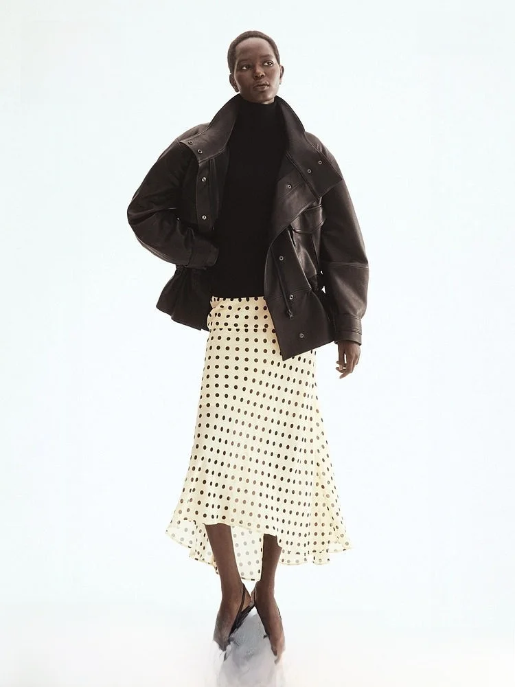 

Весна 2026: Новая женская юбка макси с вязаными элементами, облегающая, с завышенной талией, А-силуэт, из комфортного вискозного волокна, H&M 333775