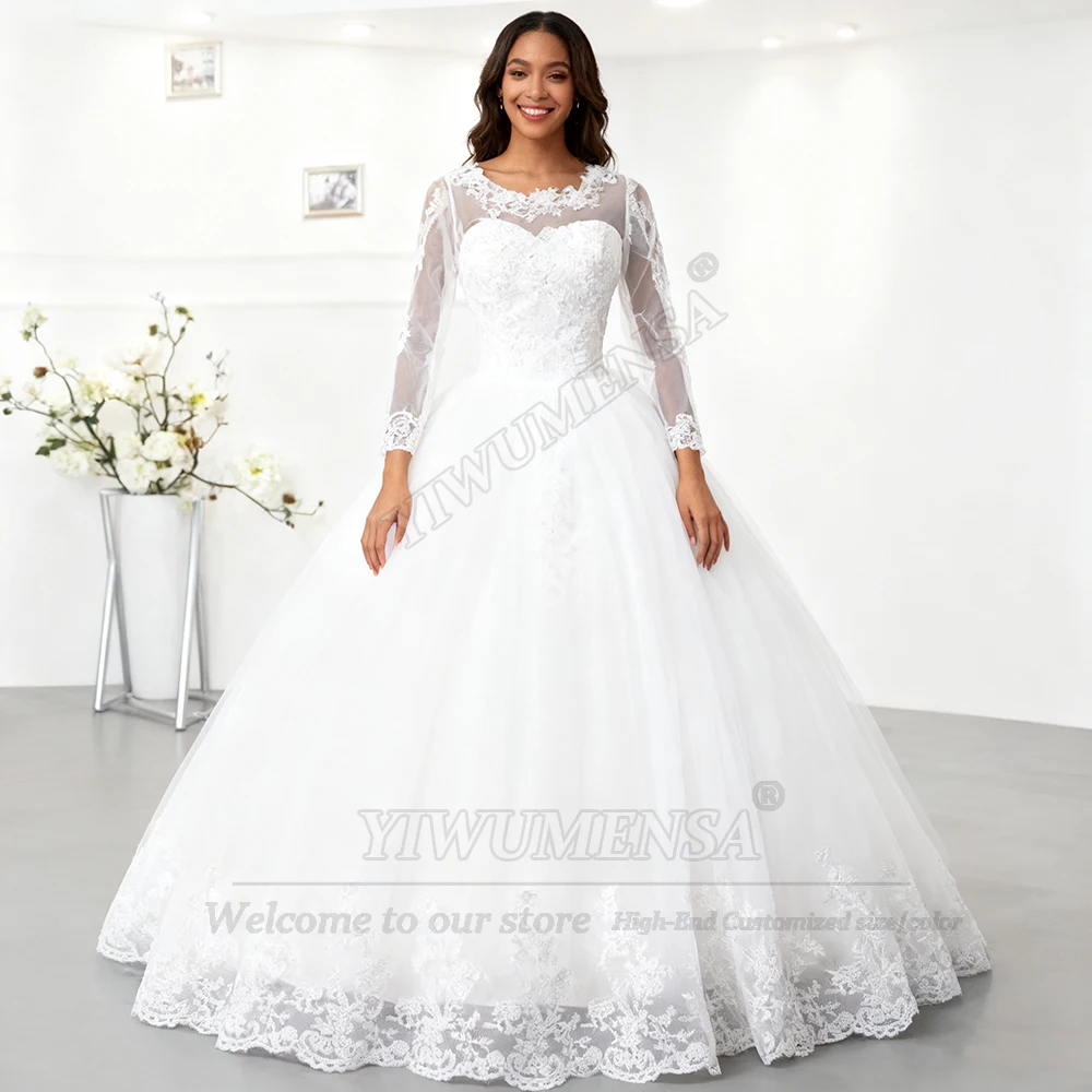 Elegant Lace Appliq…