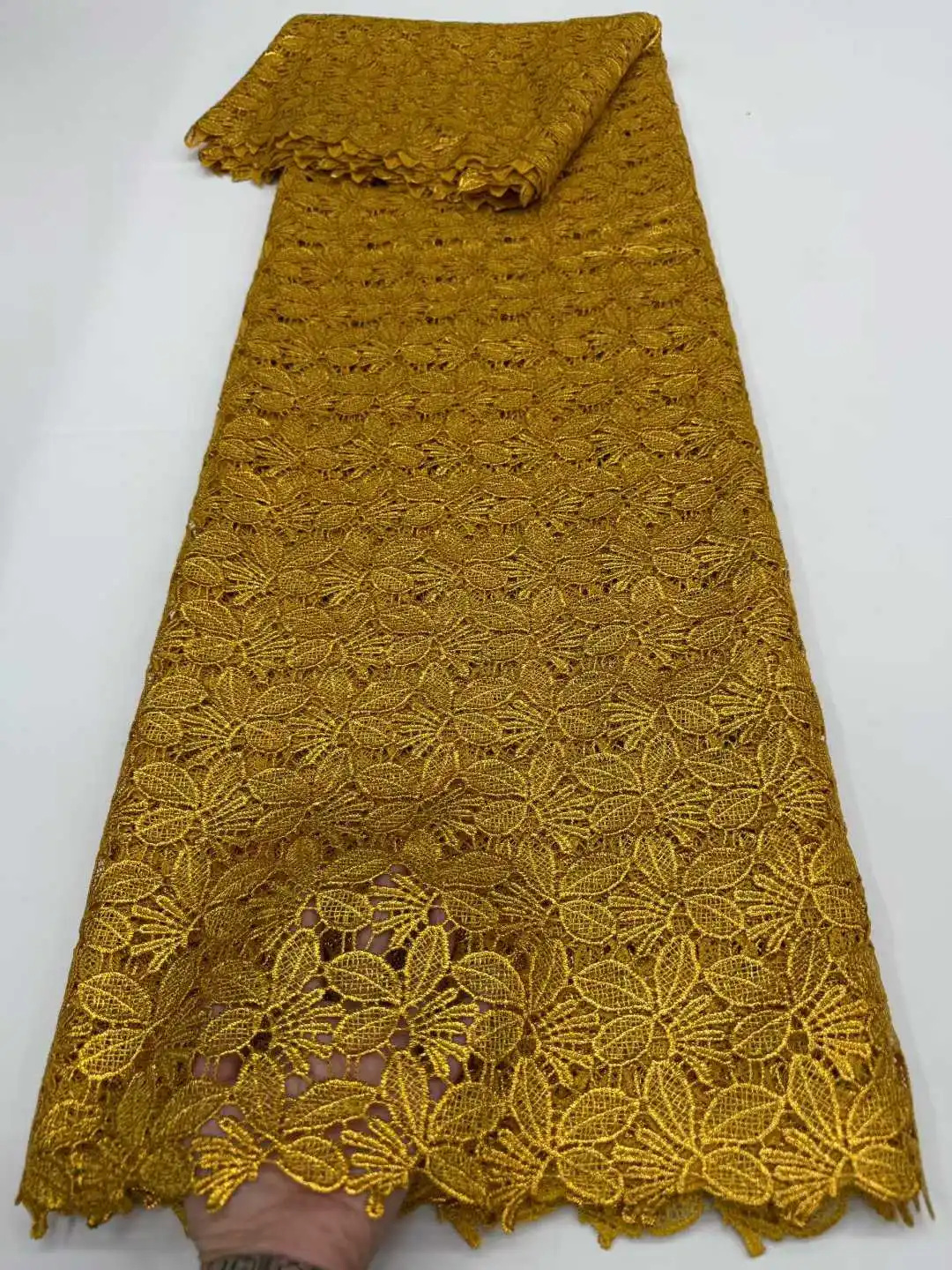 

2024 Роскошная африканская хлопковая кружевная ткань высокого качества, нигерийская хлопковая кружевная ткань с вышивкой для шитья ткани