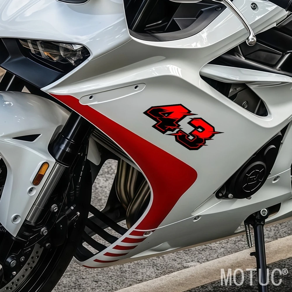2 Stück/Set Rot-Schwarze Blitz-Rennnummern-Aufkleber, Wasserfeste Aufkleber für Motorradhelm & Karosserie-Dekoration