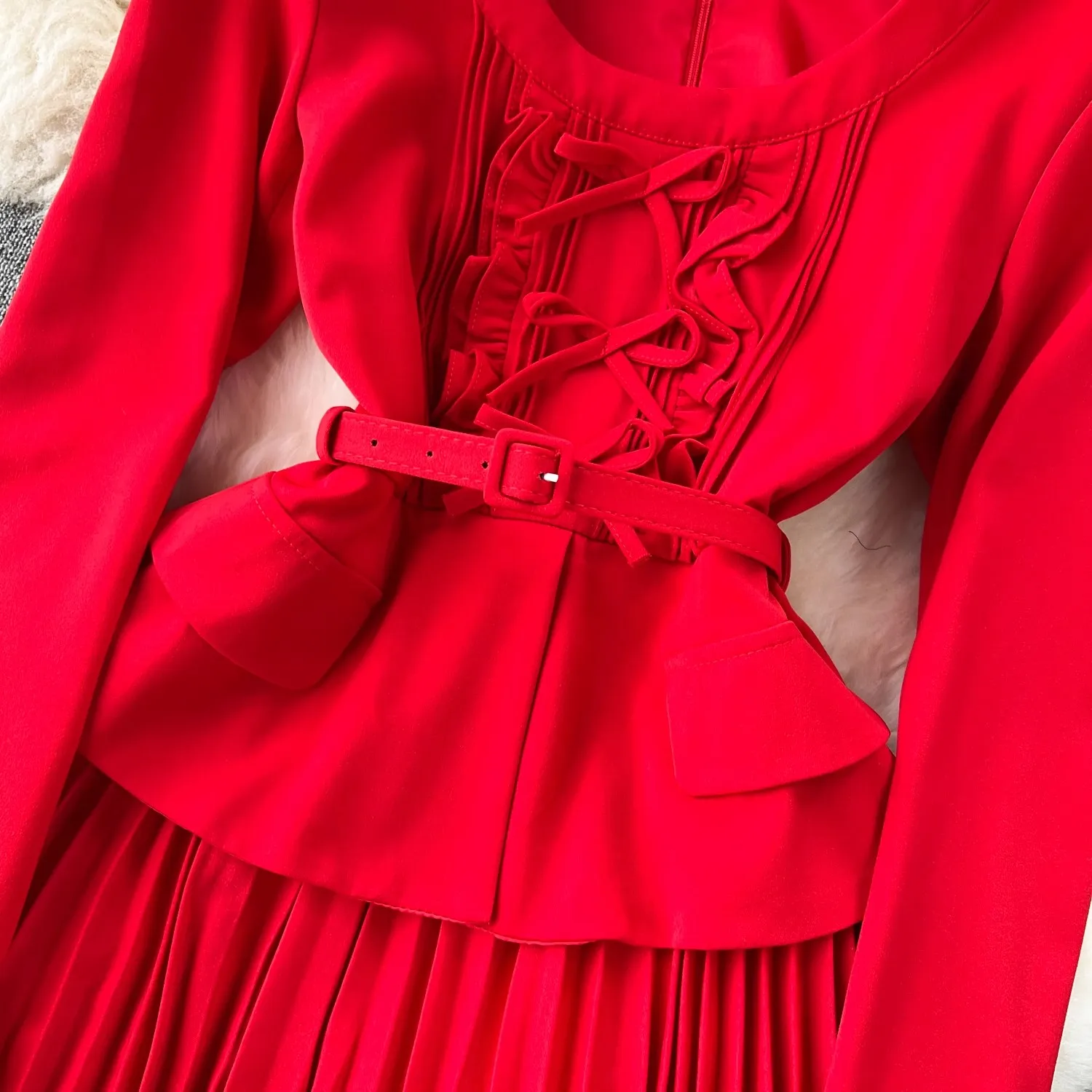 New 2024 Runway Elegant Spring Fake Two Piece Pleated Midi Dress Women O Neck Ruffles Long Sleeve Black Office Ladies Belt Dress