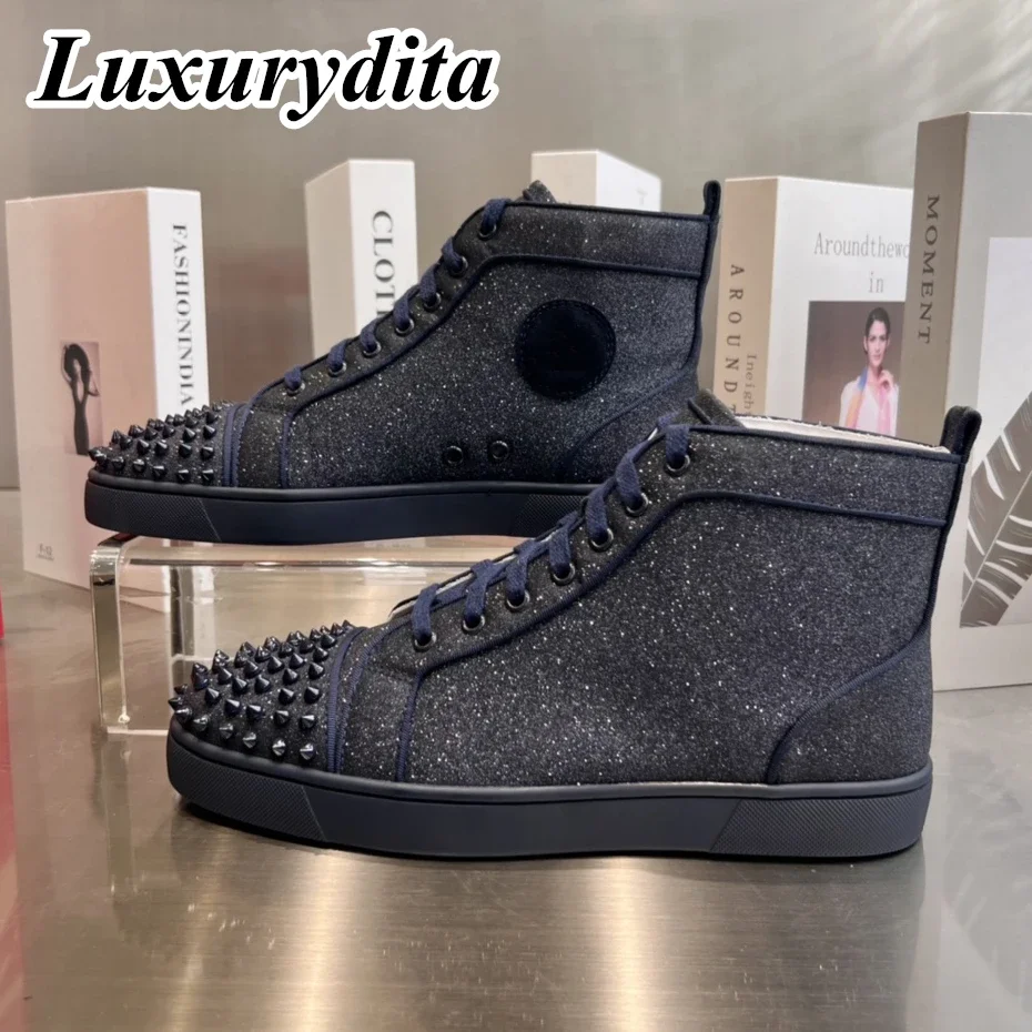 

Top Quality Womens Trendy Casual Sneakers Luxury Mens Real Leather Tennis Shoes Designr Red Sole Tide Lovers Rivet Shoes HJ0276