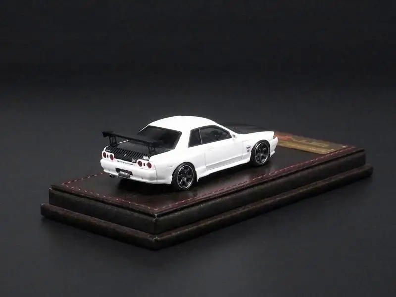 IG 1:64 R32 Skyline Golden Box JDM Simulation Limited Edition Resin Metal Static Car Model Toy Gift