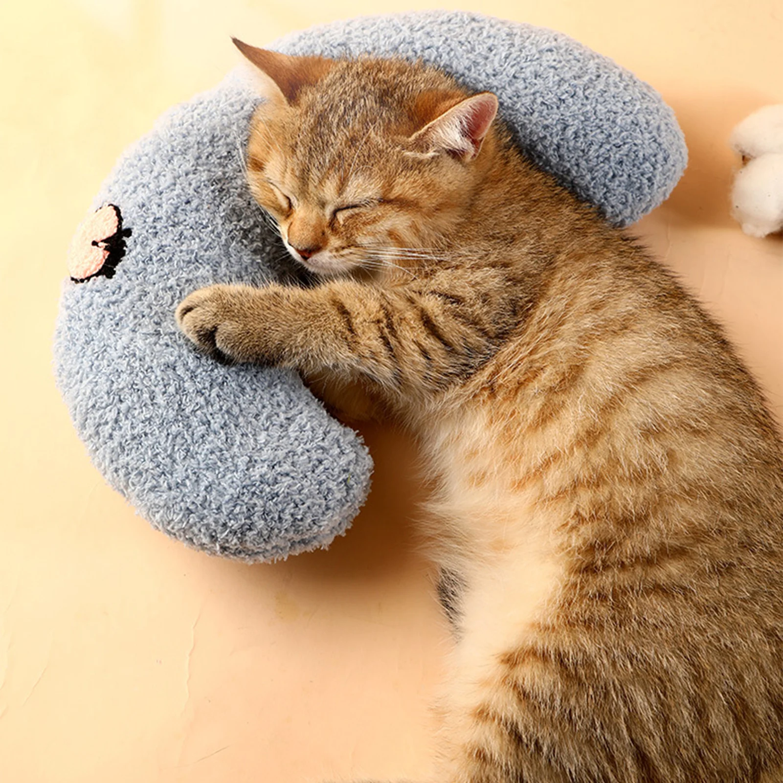 Pets Cats Pillow U-Shaped Dogs Sleeping Pillow Comfortable Soft Deep Sleep Neck Protector Kitten Cats Headrest Pets Supplies