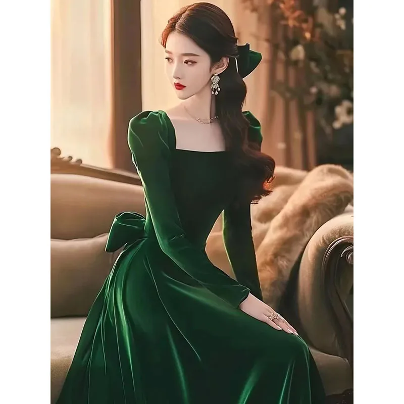 Autumn Winter 2025 Fashion Beautiful Golden Velvet Women Vintage Dress High-quality Elegant Versatile Dresses Ladies Vestidos