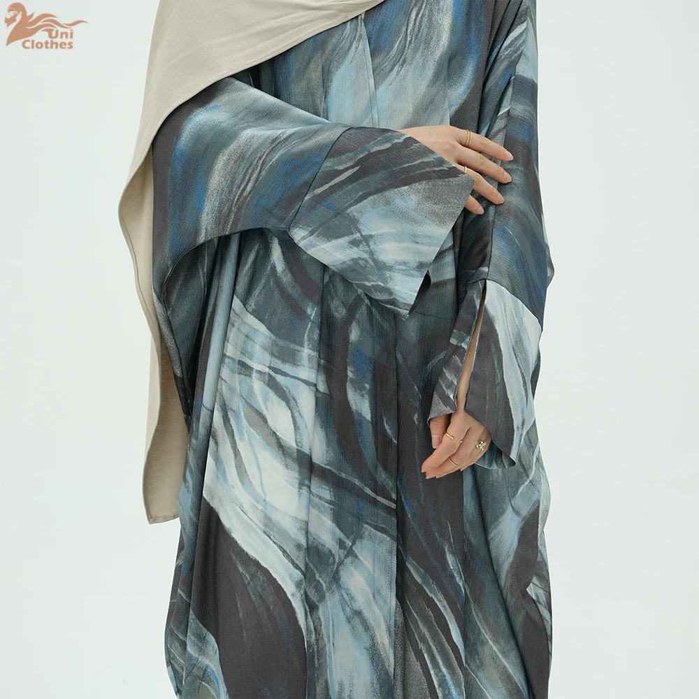 Uni musulmán mujer modesta elegante arrugado satén Abaya abierto mangas con hendidura ropa islámica estampada de lujo Dubai