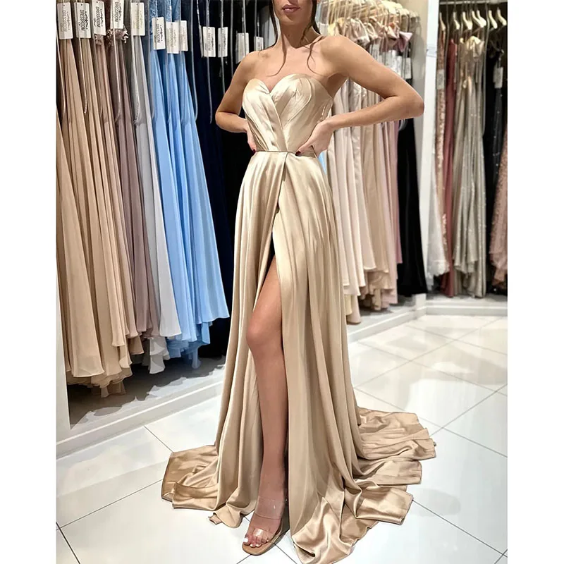 

Champagne Gold A Line Prom Dress Sweetheart Evening Dress Elegant Thigh Split Satin Bridesmaid Dress for Special Occasions Dress