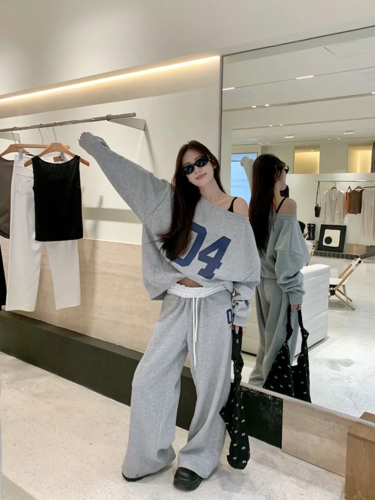 Amerykańskie spodnie sportowe w stylu retro dla kobiet na wiosnę i lato, z wysokim stanem i obniżonym krojem, luźne spodnie