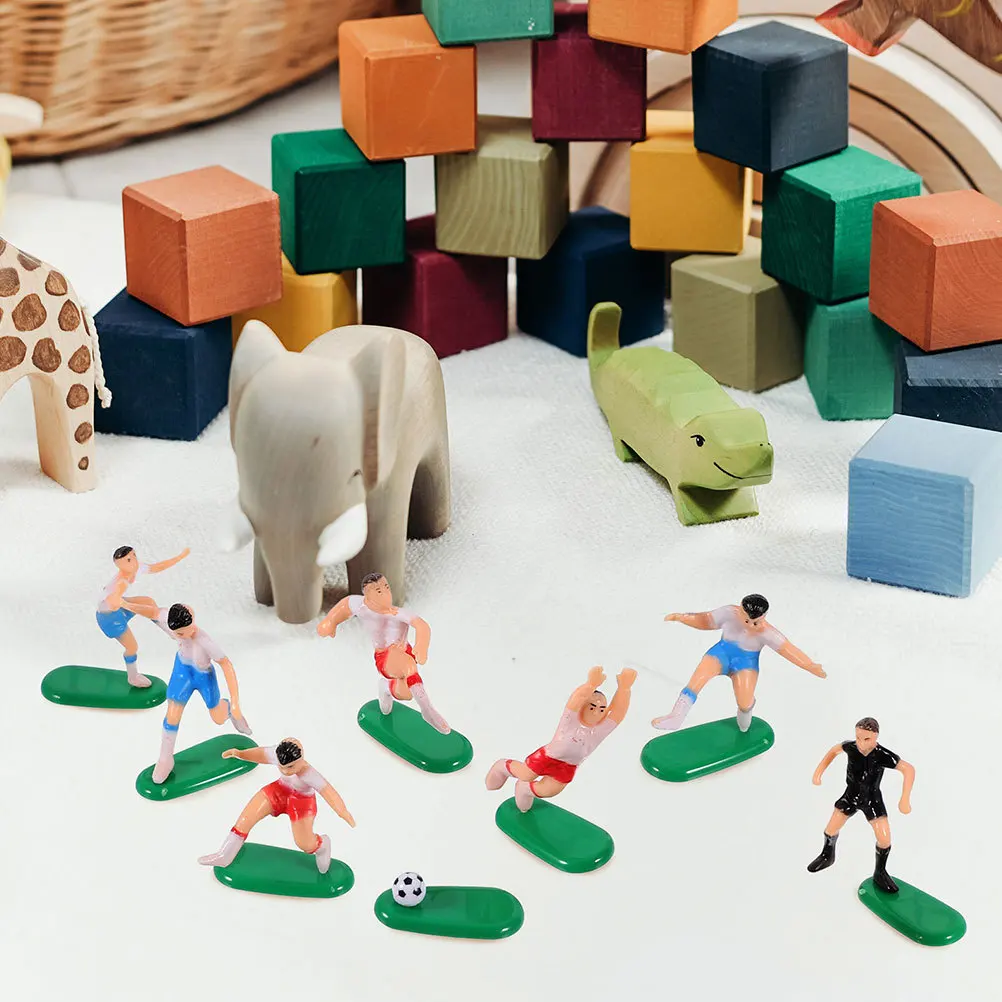 

2 set 2 Sets Football Decorations Soccer Cake Decors Sports Party Supplies Miniature Landscape Plastic Mini Soccer Field Cake