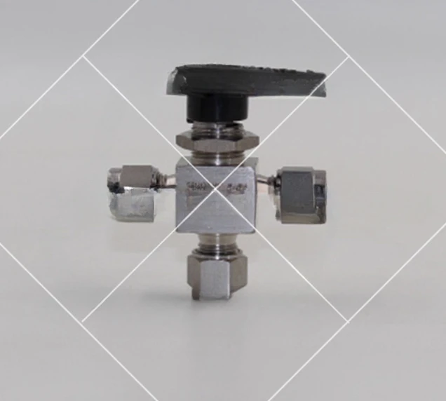 Three-way ball valve, ferrule joint, ferrule valve, reversing