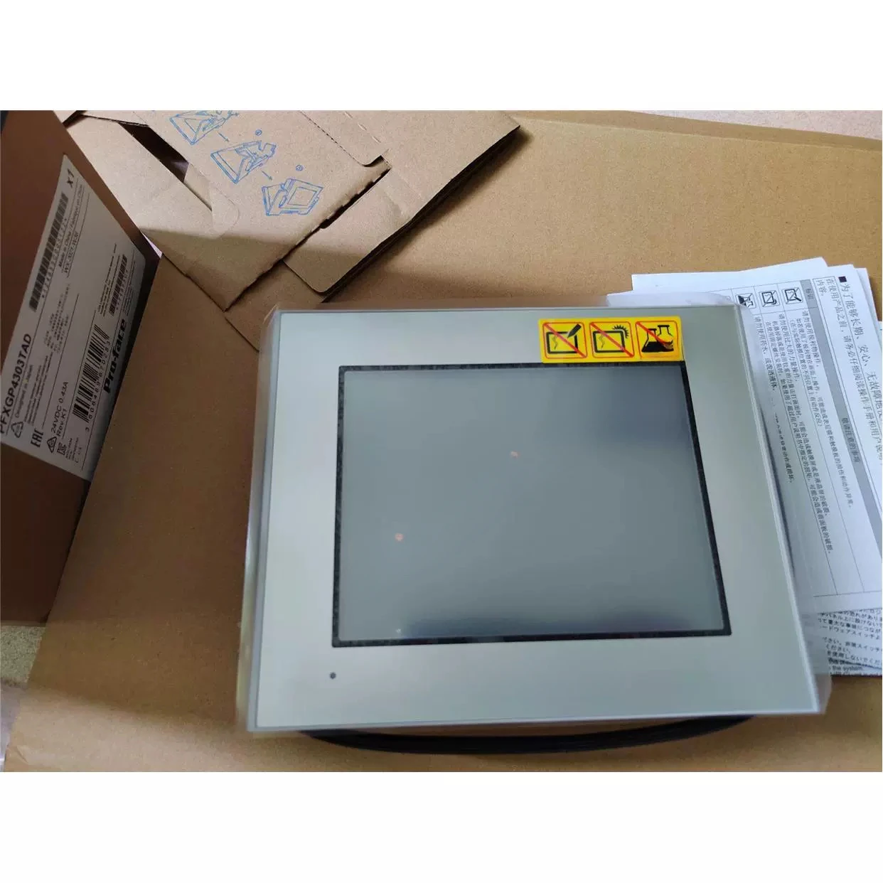 Сенсорный экран Proface PFXST6500WAD